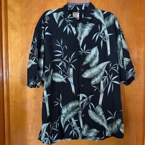 Tommy Bahama Silk Hawaiian Button Up Large